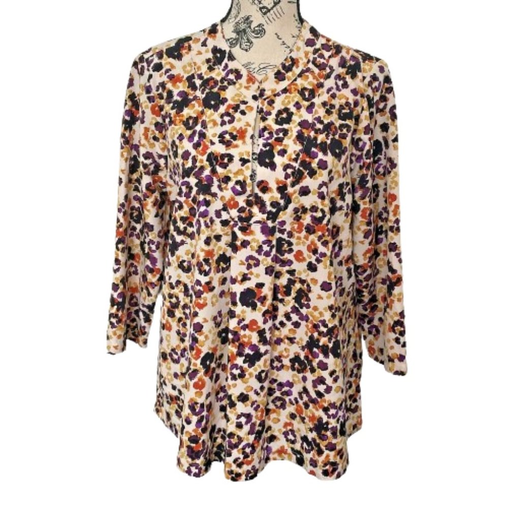 NWT Womens Size Large Bobeau Multicolor Cheetah Animal Print V-Neck Blouse Top